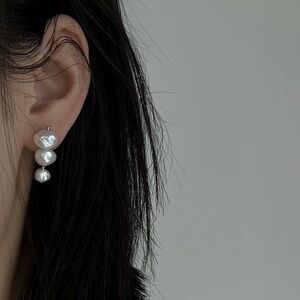 Elegant Baroque Pearl Drop Earrings